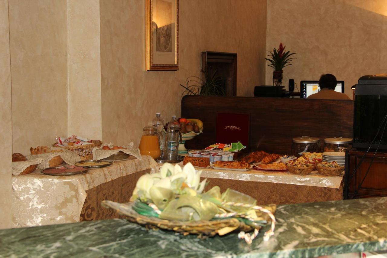 Hotel Valentino Centro Storico Orvieto Bagian luar foto