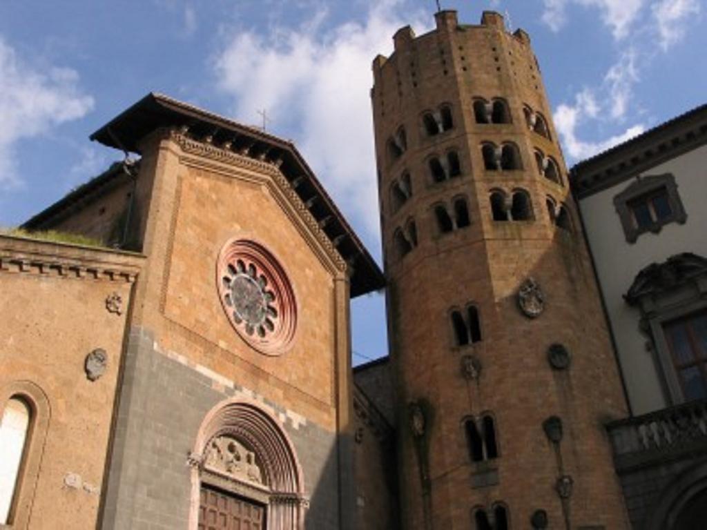 Hotel Valentino Centro Storico Orvieto Bagian luar foto